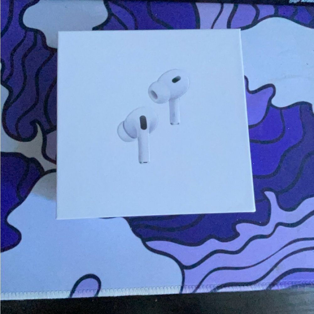 Wireless White Earbud Headphones